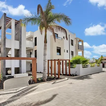 2 Terraces W/ Astonishing Views. Apartamento *