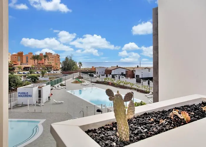 2 Terraces W/ Astonishing Views. Apartmán