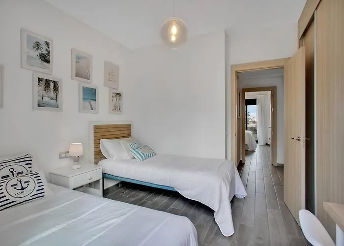 2 Terraces W/ Astonishing Views.