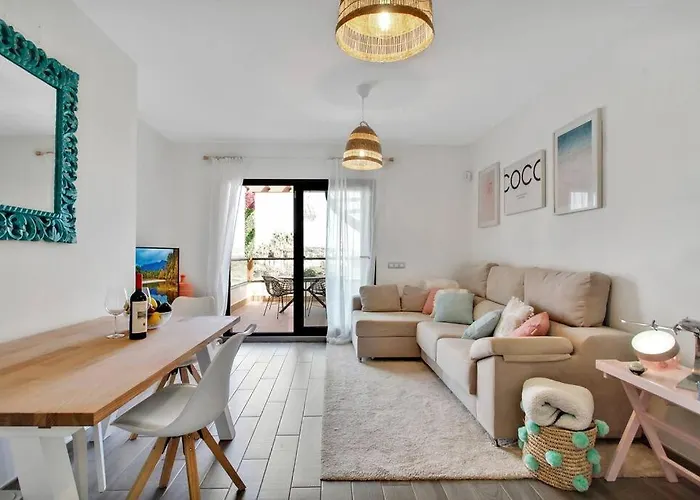 2 Terraces W/ Astonishing Views.