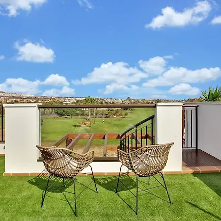 Apartment 2 Terraces W/ Astonishing Views. *