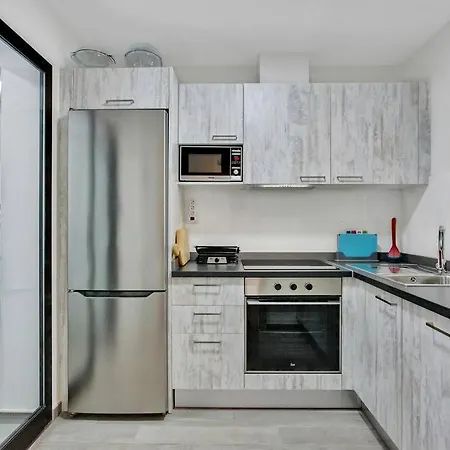 2 Terraces W/ Astonishing Views. Apartment