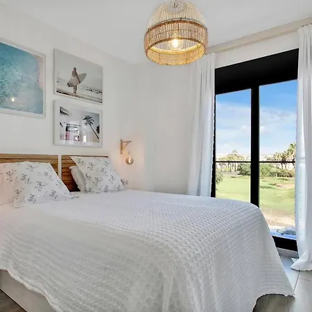 2 Terraces W/ Astonishing Views. 아파트