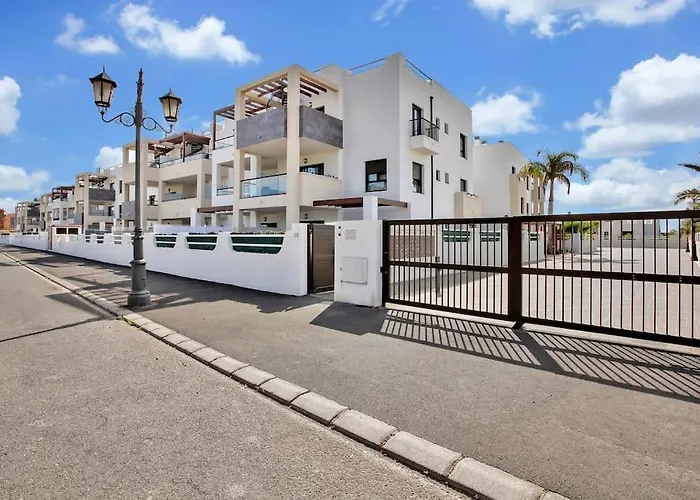 公寓 2 Terraces W/ Astonishing Views. *